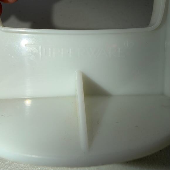VintageTupperware Hamburger Press #1926 1/3 lb 12 Keeper Containers Sheer - Picture 9 of 11